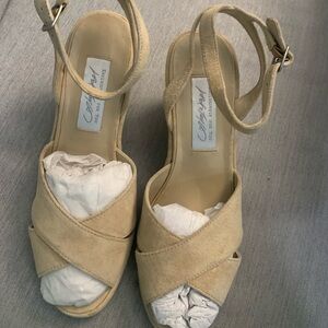 Lord and Taylor suede shoes